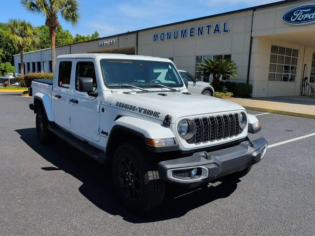 2024 Jeep Gladiator Sport's photo