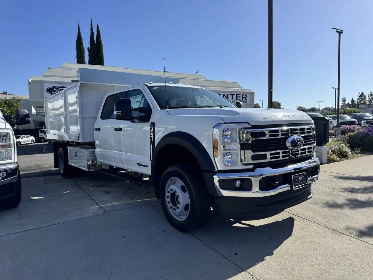 2025 Ford F-550 XL 4x4 Crew Cab 203-In DRW's photo