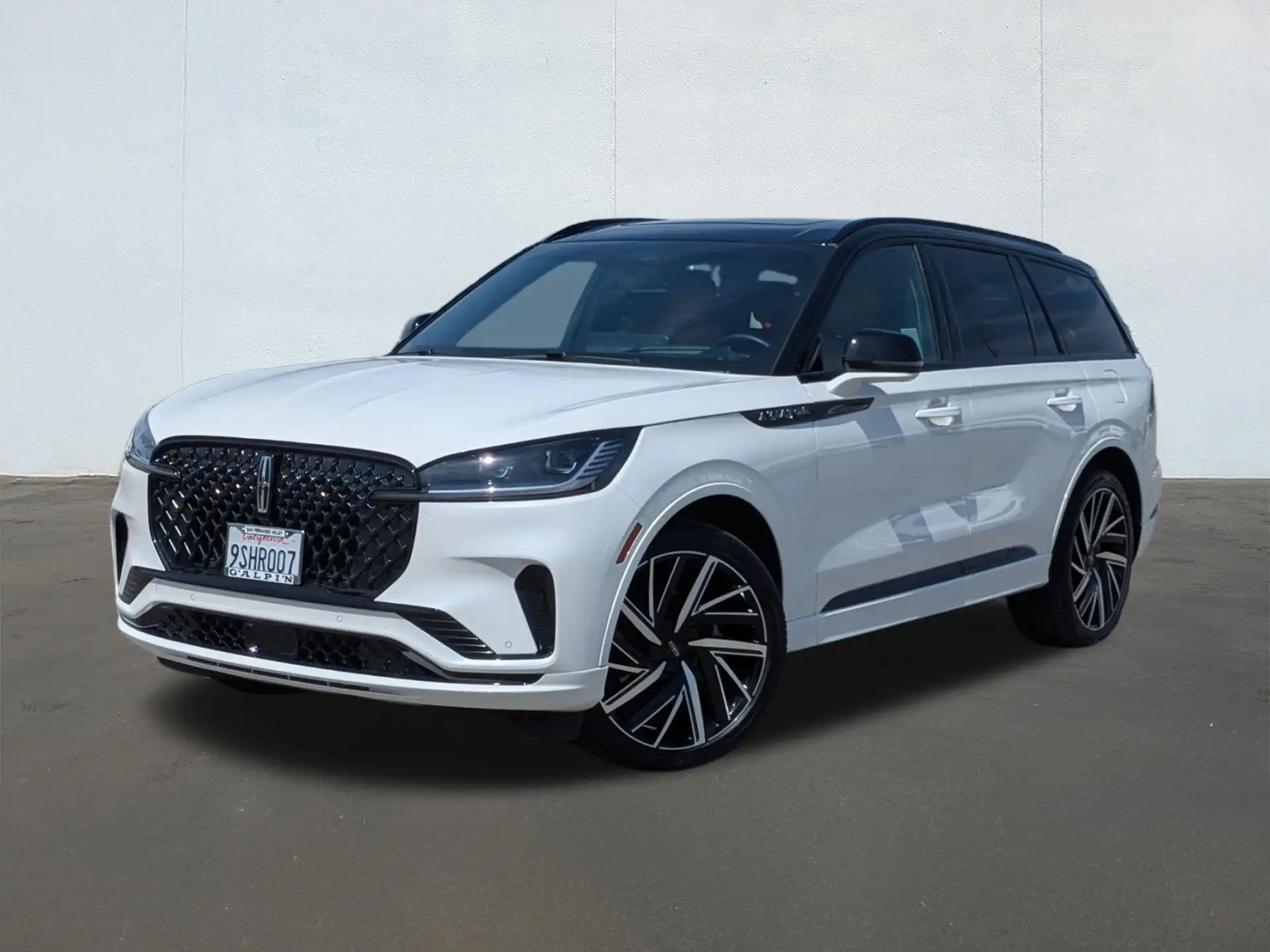 2025 Lincoln Aviator Black Label AWD's photo
