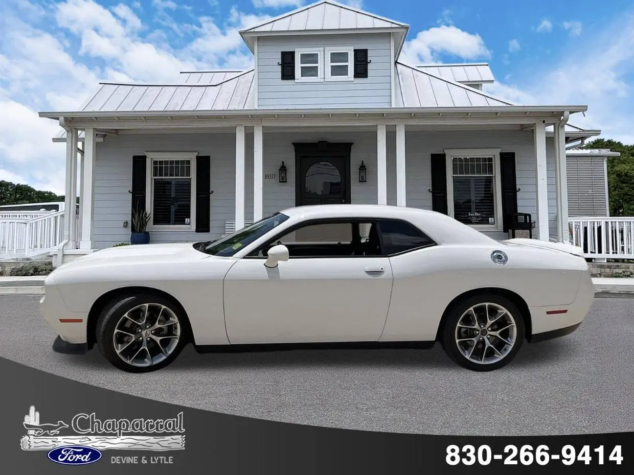 2021 Dodge Challenger GT Auto photo 3