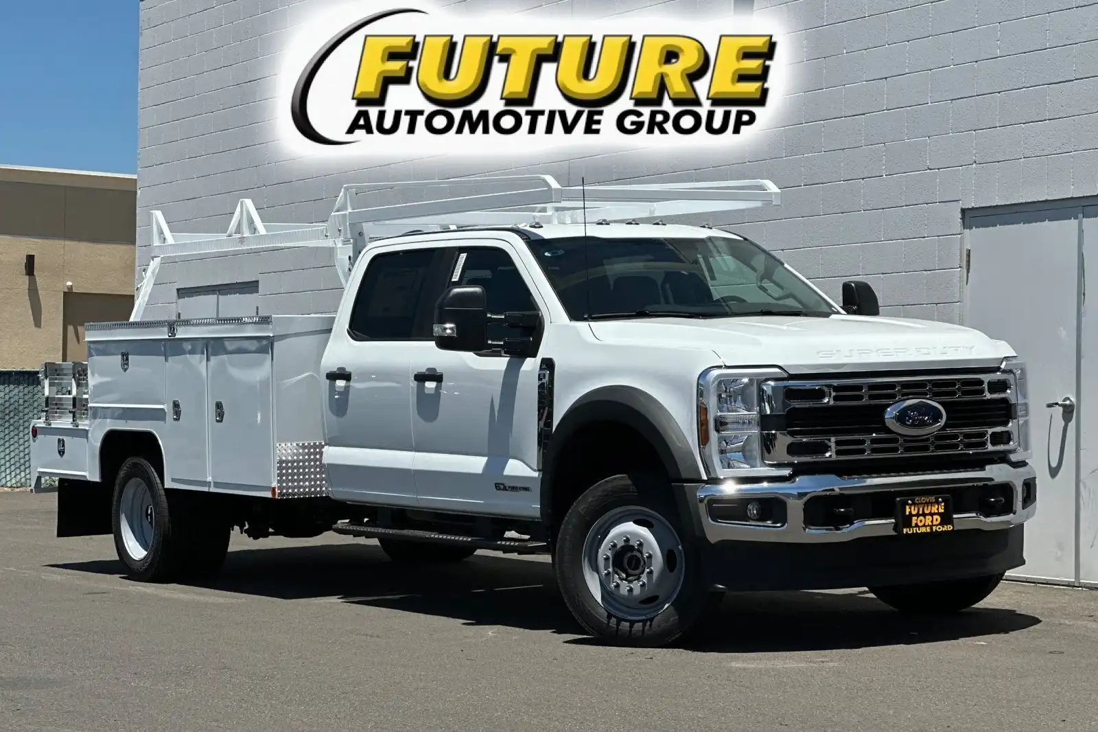 2026 Ford F-450 XL 4WD Crew Cab DRW 203 in's photo