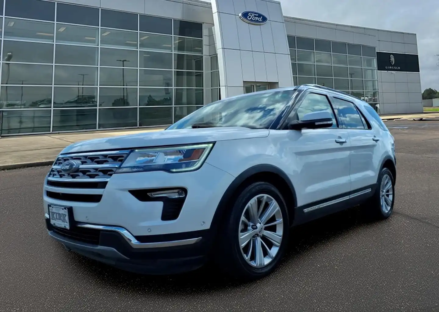 2018 Ford Explorer Limited FWD's photo