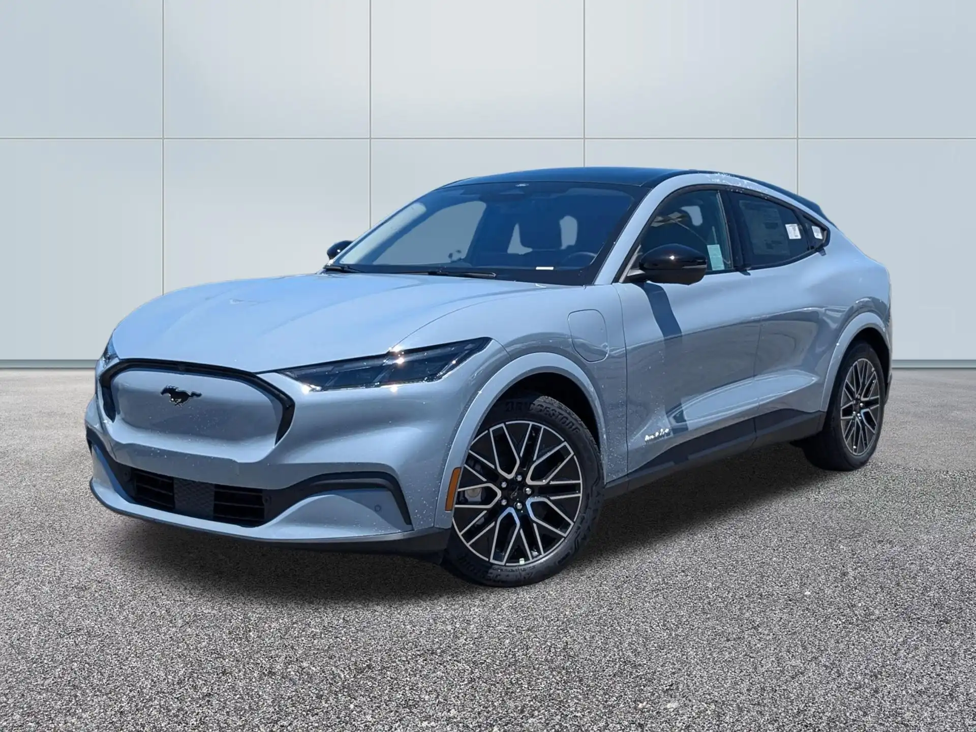 2026 Ford Mustang-Mach-e Premium's photo