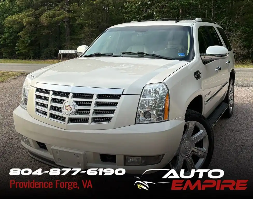2011 Cadillac Escalade AWD Premium's photo