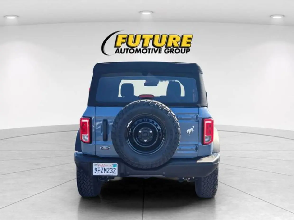 2023 Ford Bronco Black Diamond Advanced (322A) 4x4 photo 5