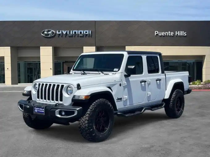 2022 Jeep Gladiator Sport S's photo