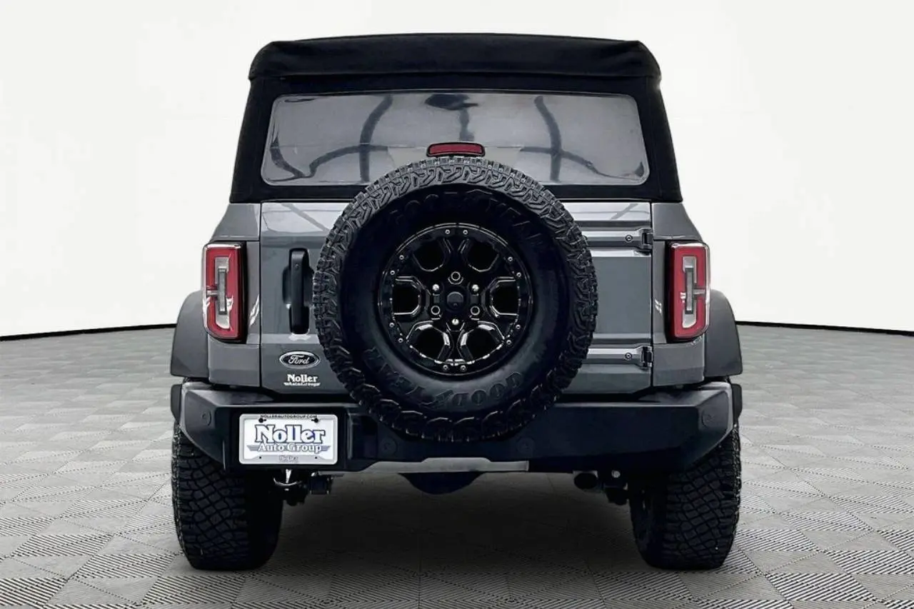 2023 Ford Bronco Wildtrak 4x4 photo 4