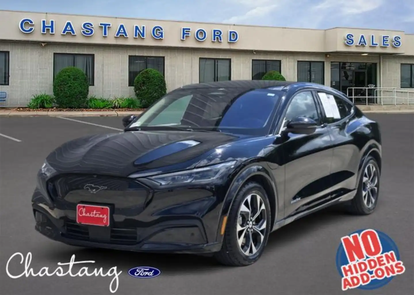 2023 Ford Mustang-Mach-e Premium's photo