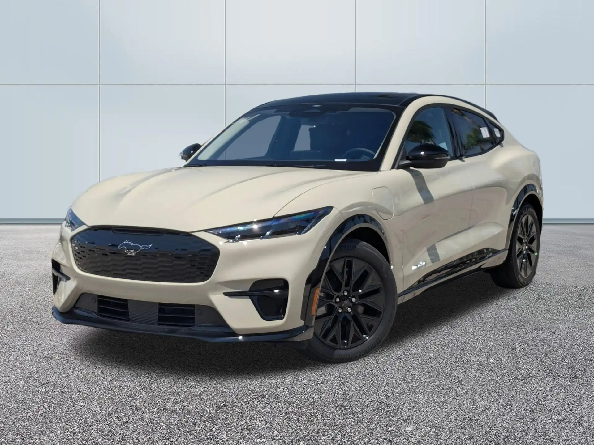 2026 Ford Mustang-Mach-e Premium's photo