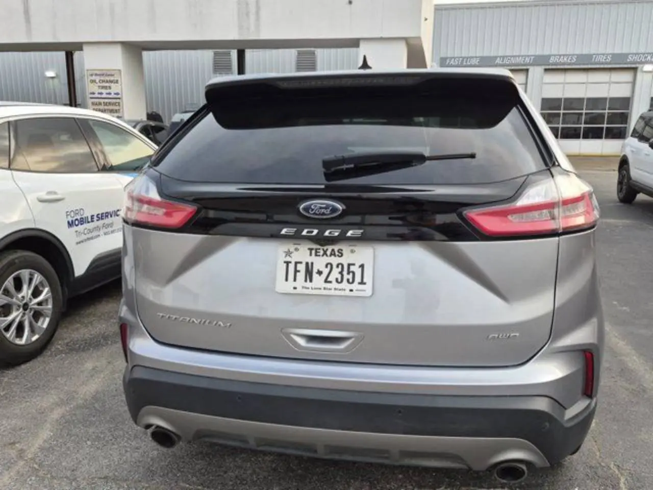 2024 Ford Edge Titanium AWD photo 4