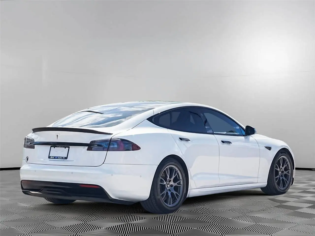 2021 Tesla Model S Long Range Plus photo 5