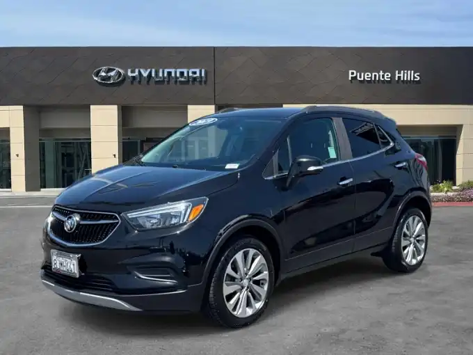 2019 Buick Encore Preferred's photo