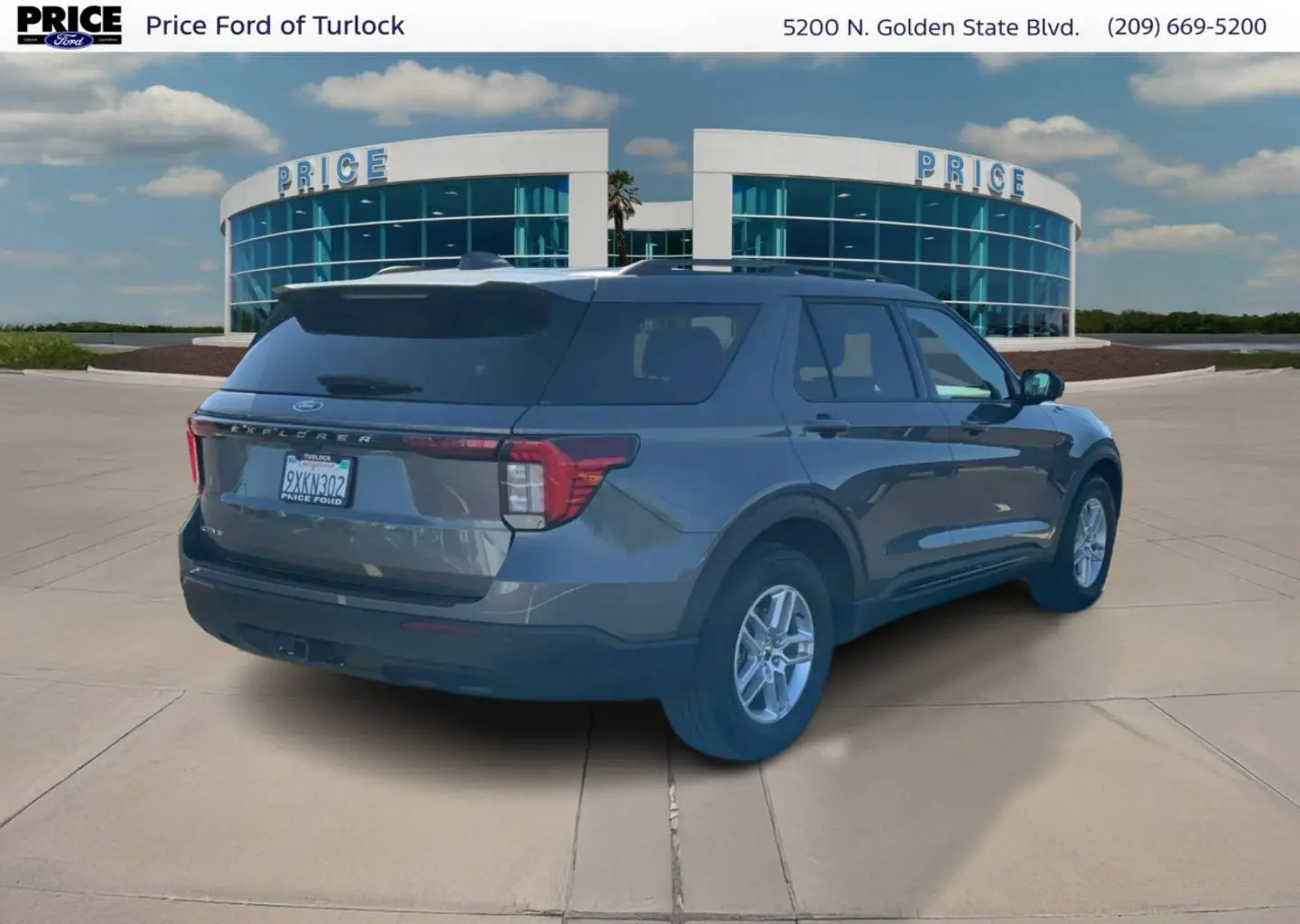 2026 Ford Explorer undefined photo 5