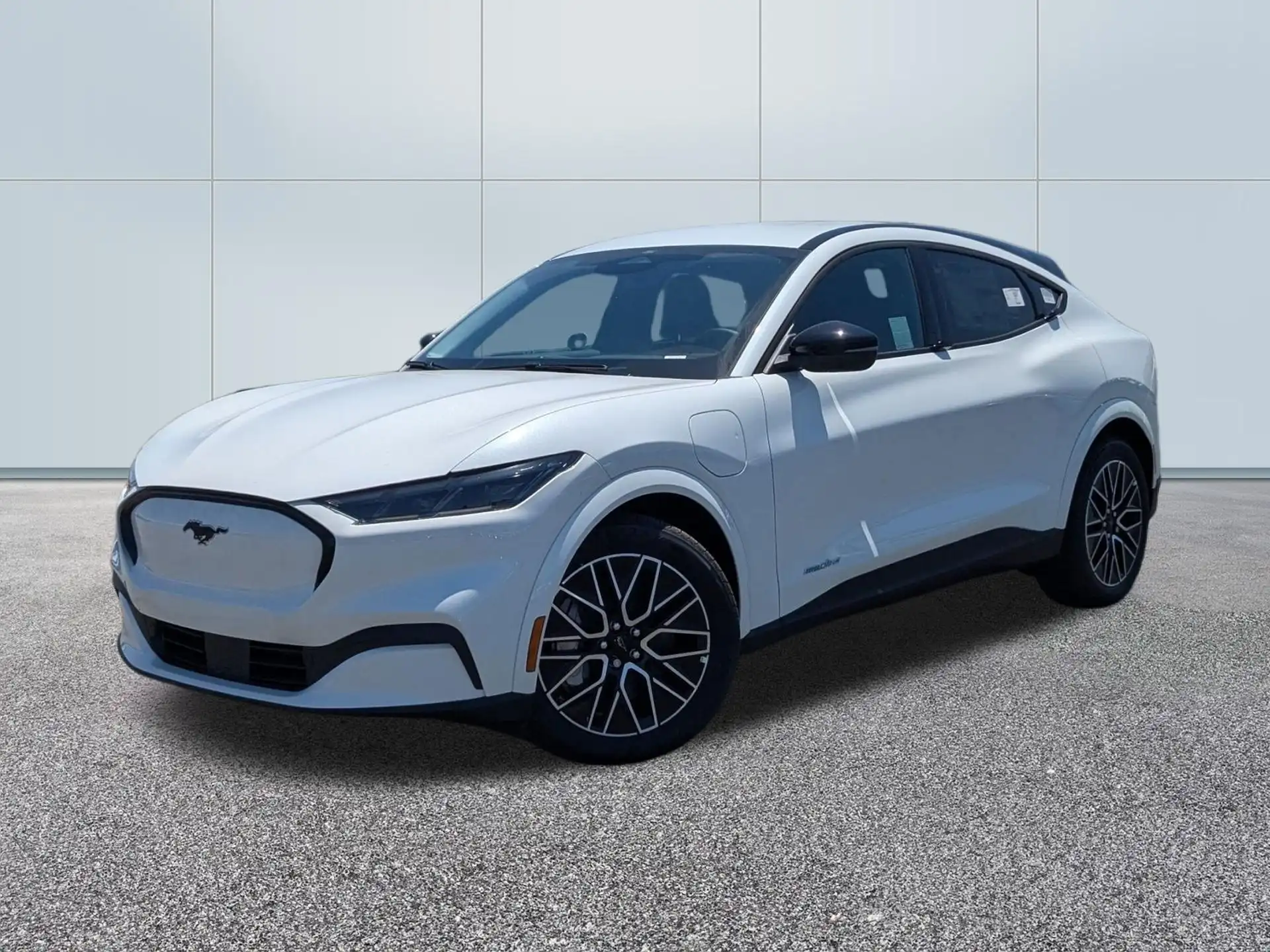 2026 Ford Mustang-Mach-e Premium's photo