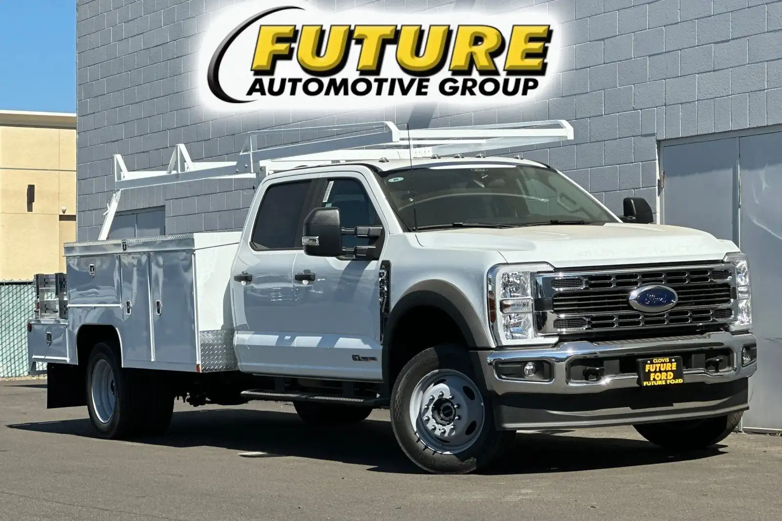 2026 Ford F-450 XL 4WD Crew Cab DRW 203 in's photo