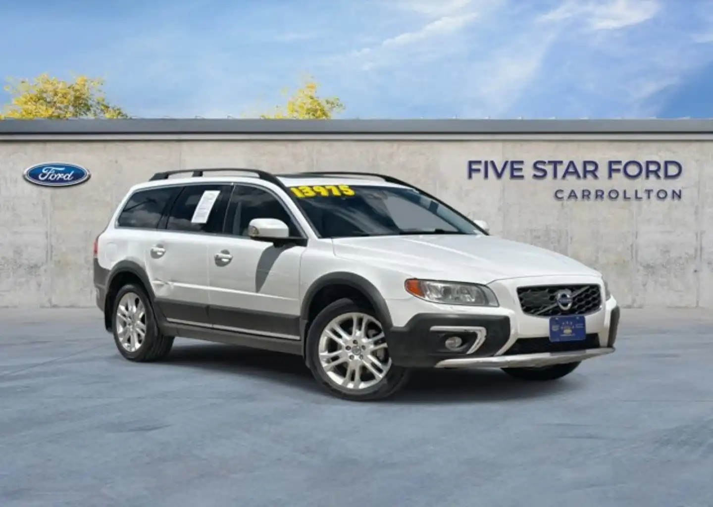 2016 Volvo XC70 T5 Drive-E FWD Platinum's photo