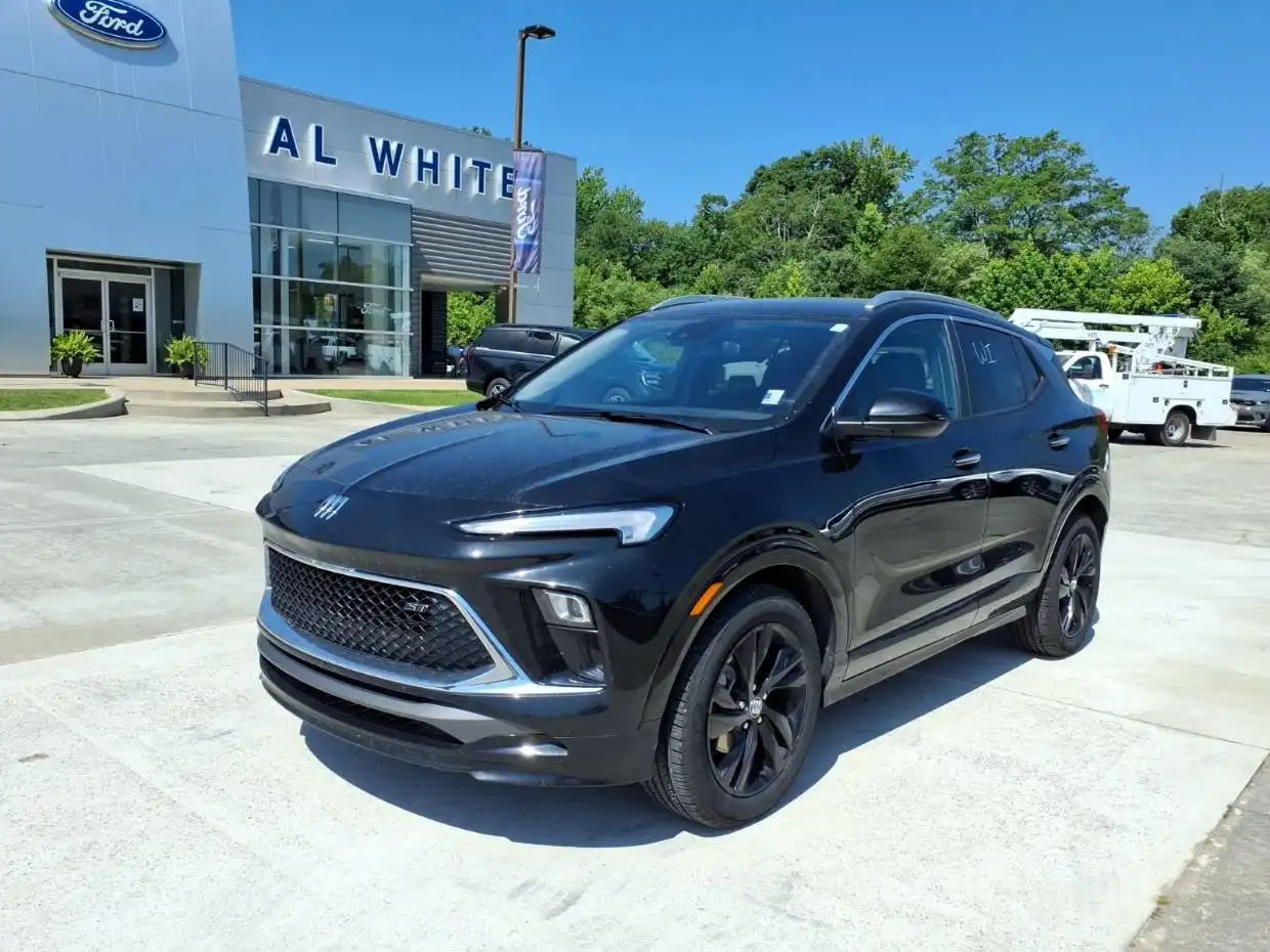 2024 Buick Encore GX Sport Touring's photo