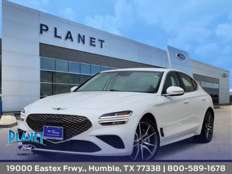 2025 Genesis G70 2.5T Standard's photo