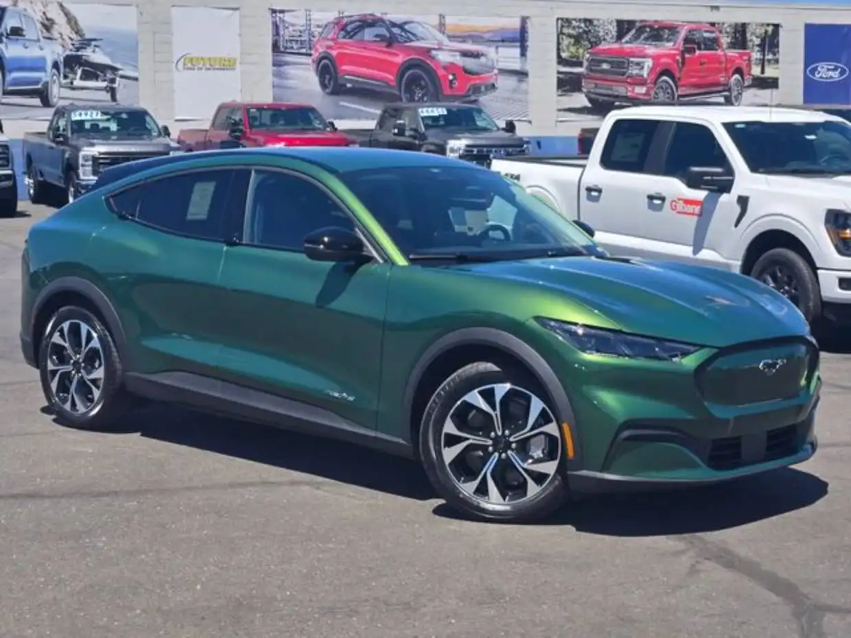 2026 Ford Mustang-Mach-e Select's photo