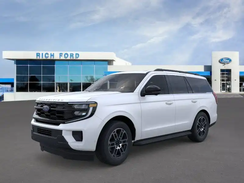2026 Ford Expedition Active's photo