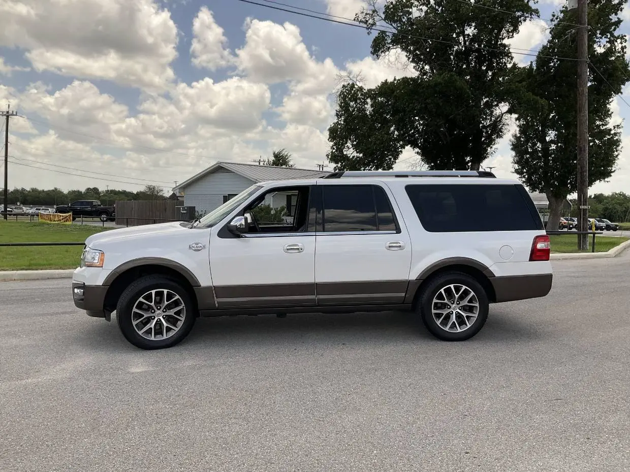 2017 Ford Expedition King Ranch EL photo 3