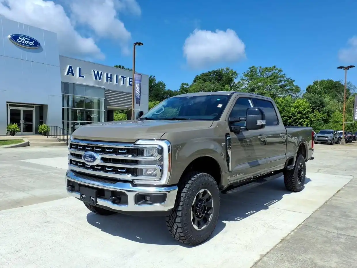 2026 Ford F-350 Lariat 4x4 Crew Cab 6-3/4' Box SRW's photo