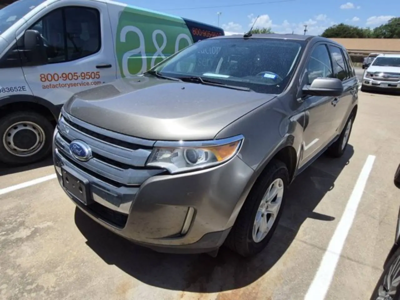 2013 Ford Edge SEL photo 3