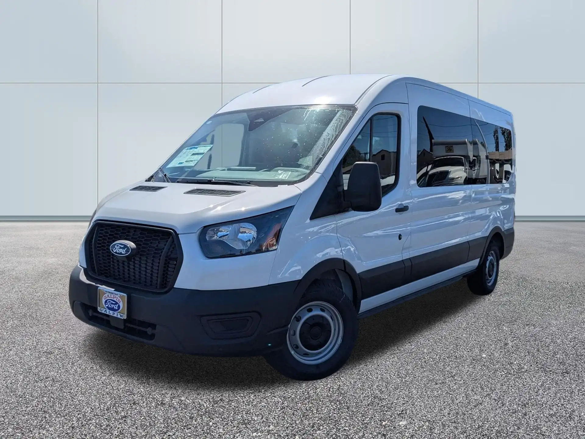2026 Ford Transit 350 XL Med Roof Sliding Pass. 148's photo