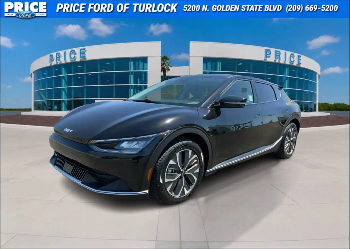 2024 Kia EV6 Light L/R's photo