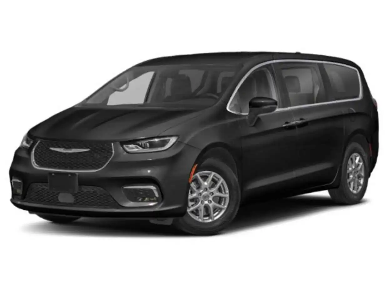 2024 Chrysler Pacifica Touring L's photo