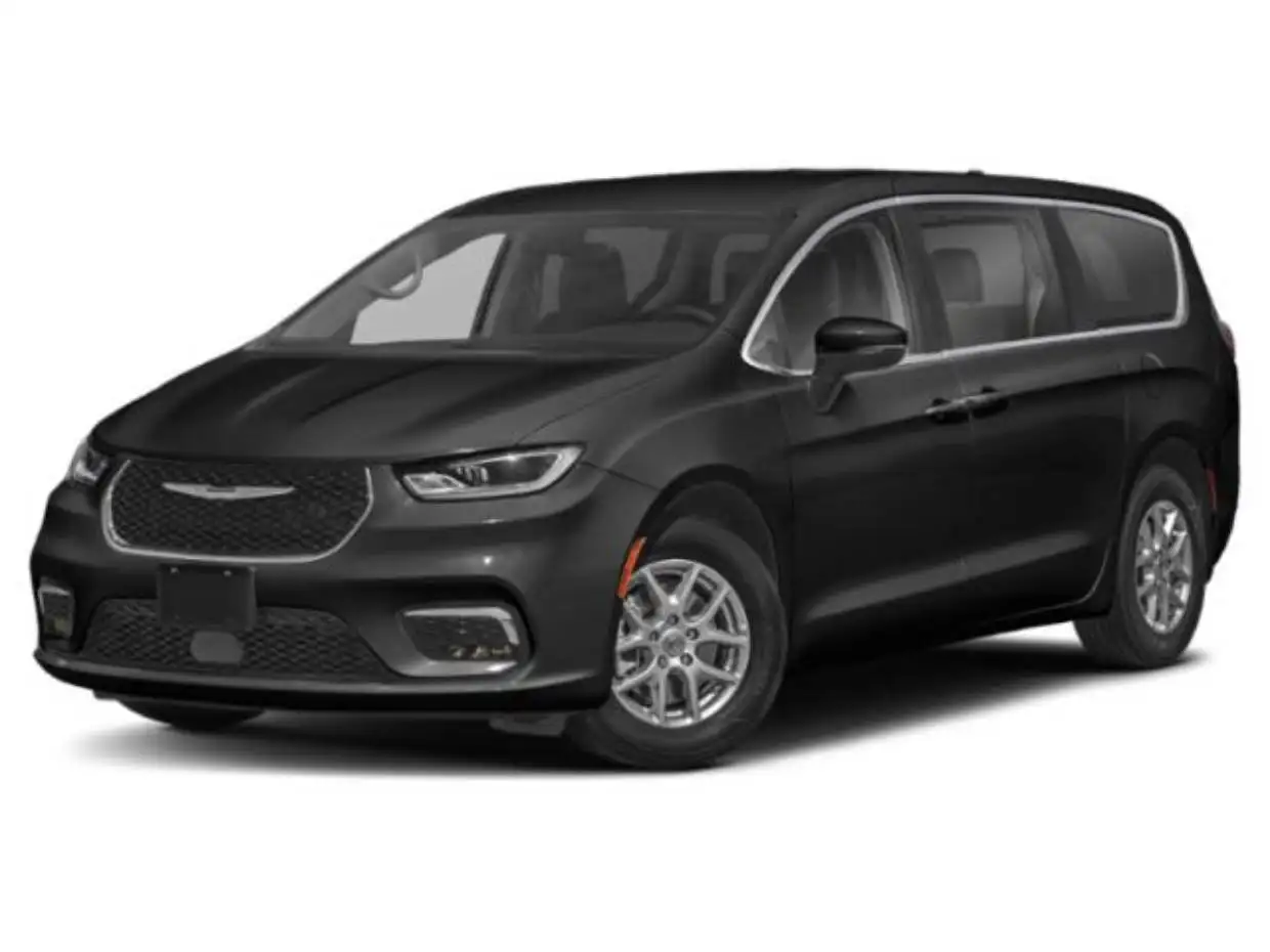2024 Chrysler Pacifica Touring L's photo