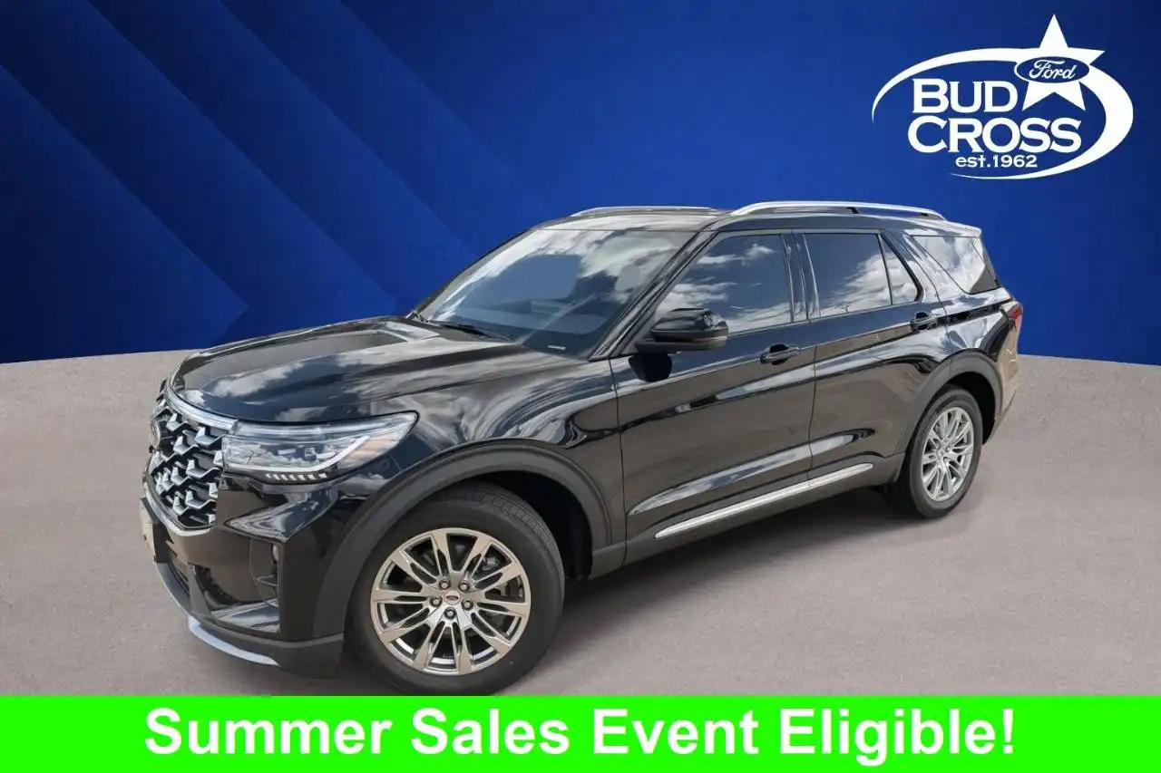 2026 Ford Explorer Platinum's photo