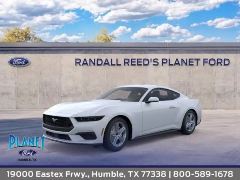 2026 Ford Mustang EcoBoost Fastback's photo