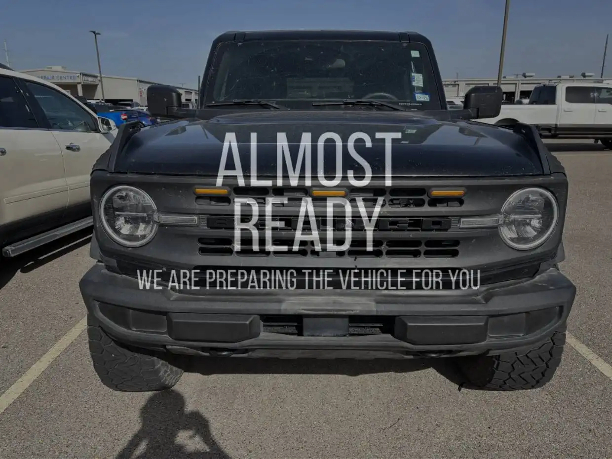 2022 Ford Bronco Base 4x4's photo