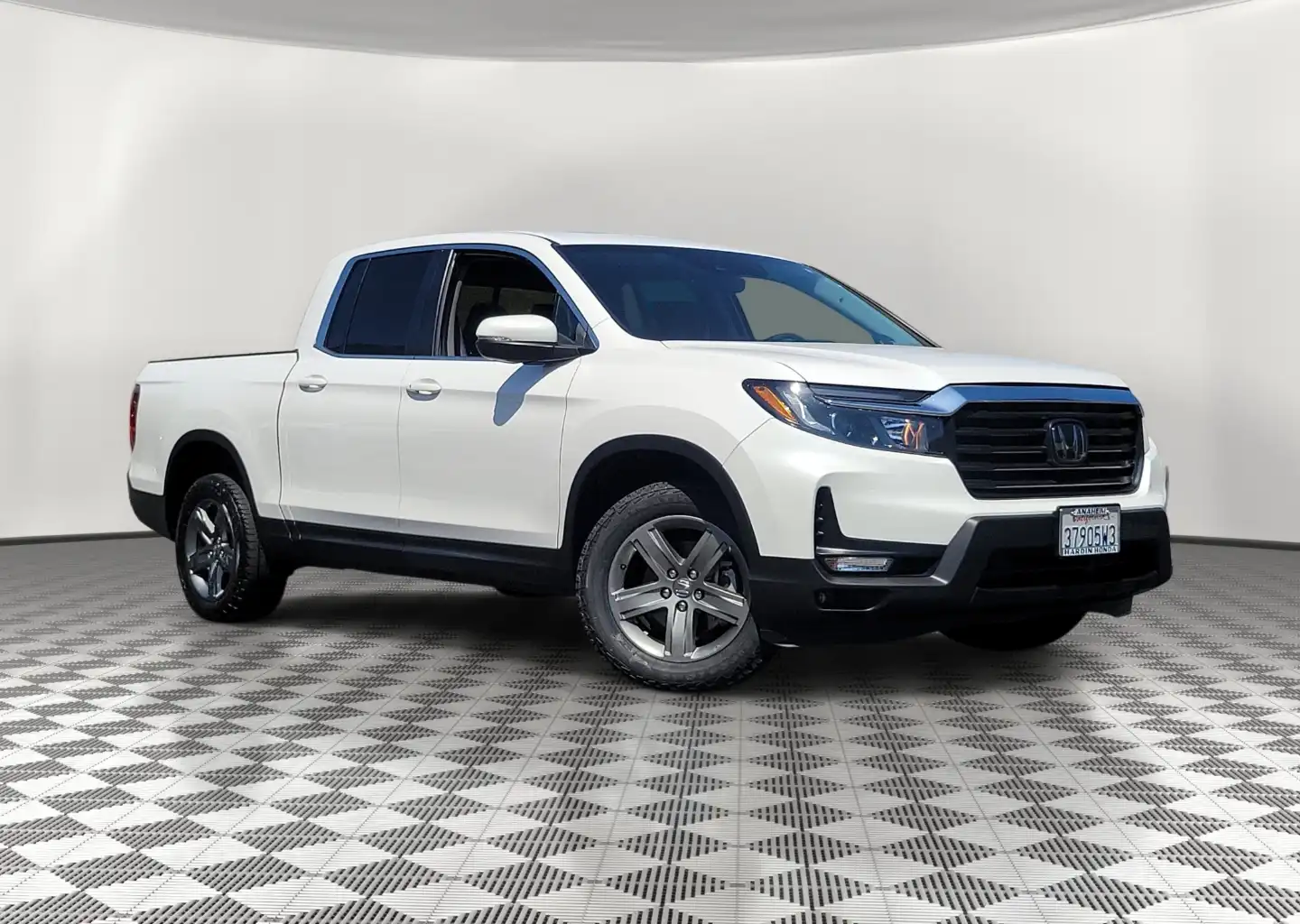2023 Honda Ridgeline RTL AWD's photo