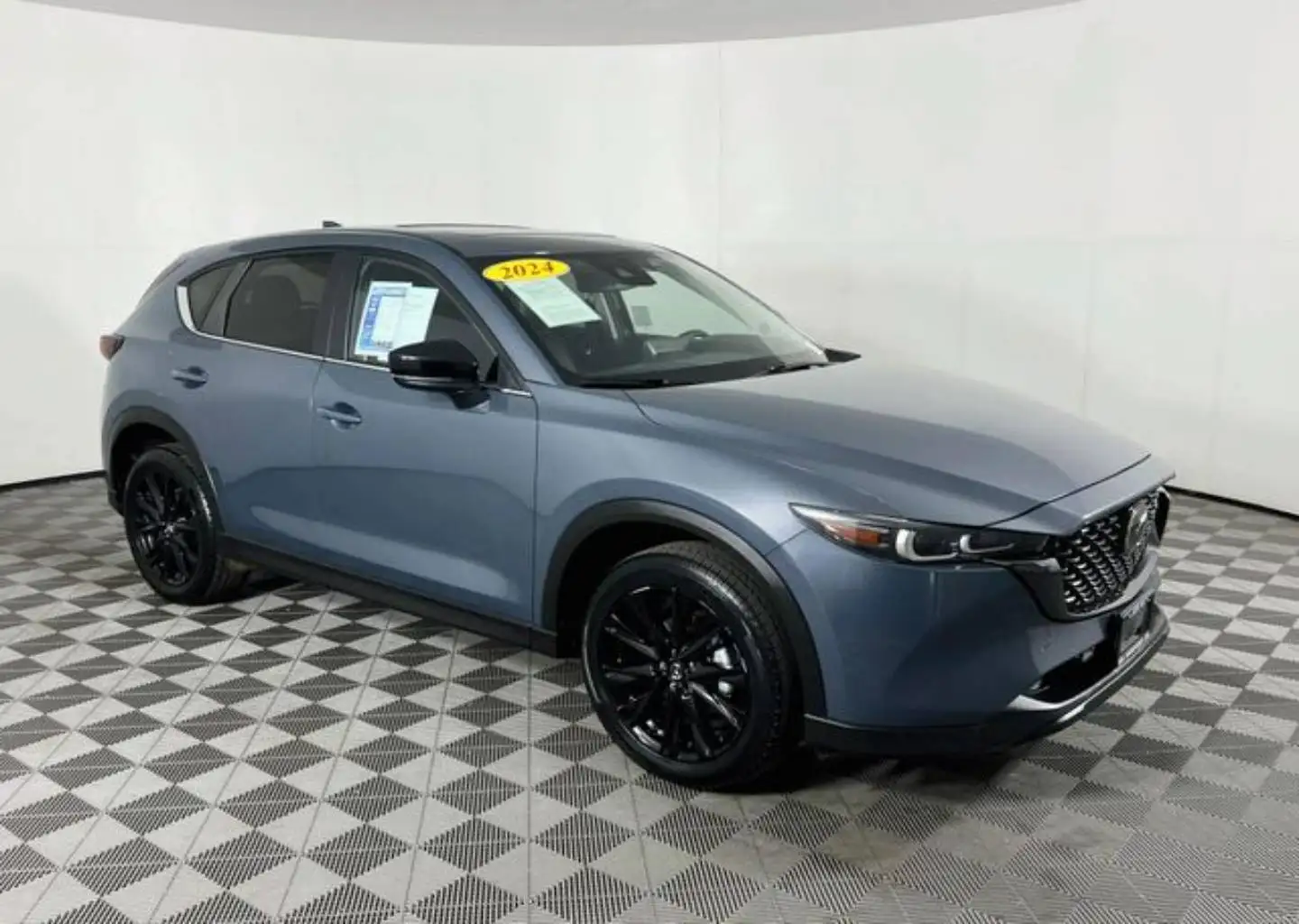 2024 Mazda CX-5 S Carbon Edition Auto AWD's photo