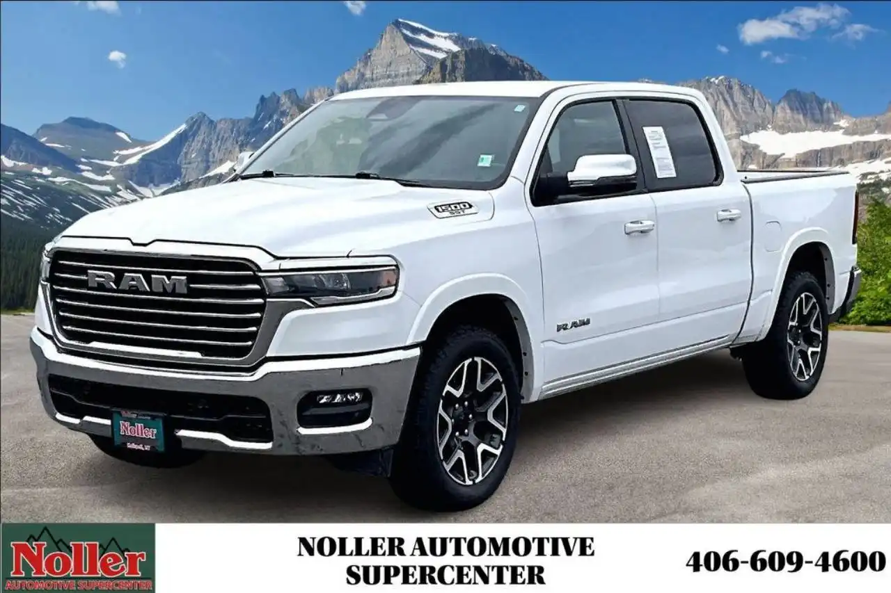 2025 RAM 1500 Laramie 4x4 Crew Cab 5'7's photo
