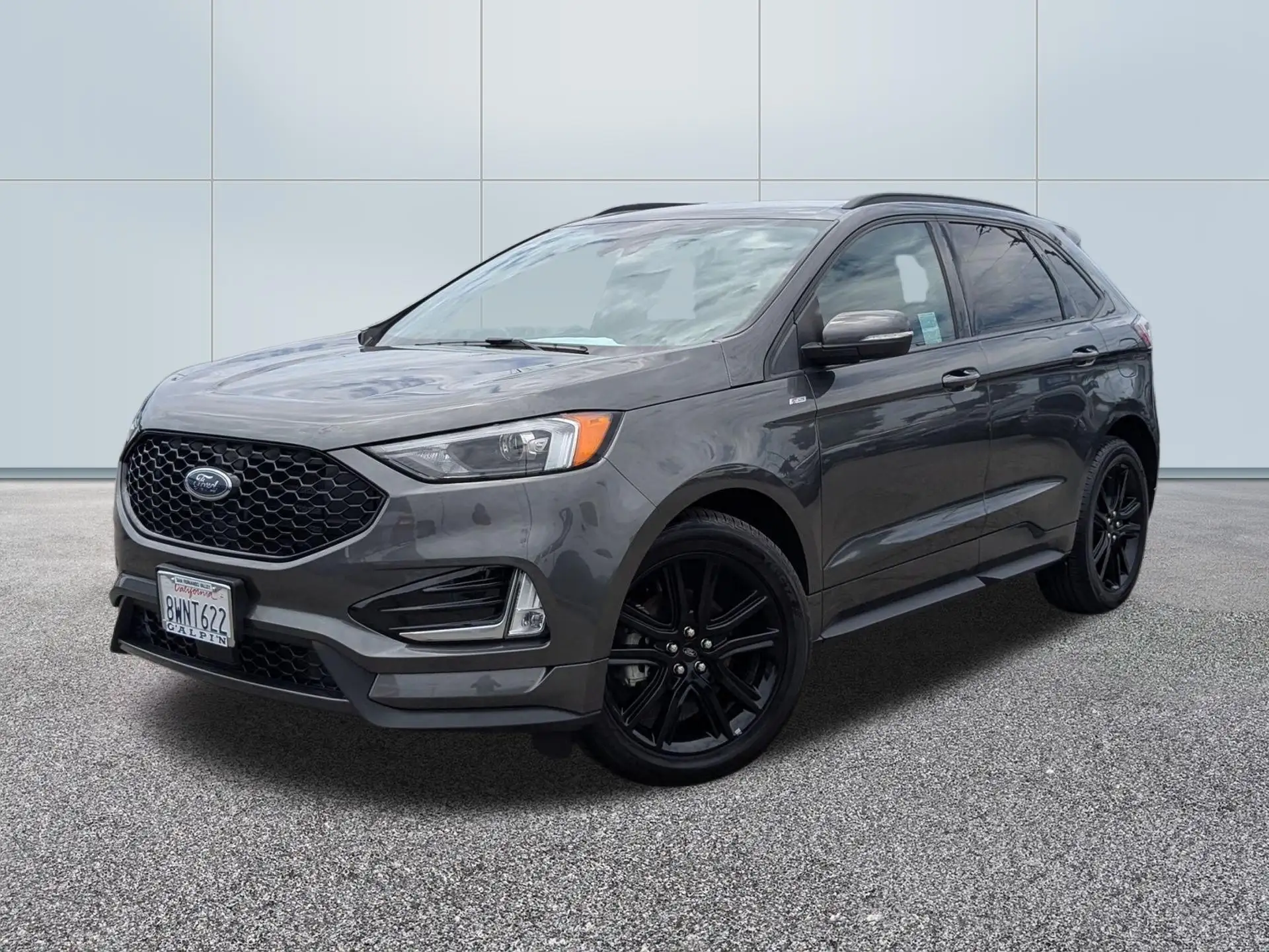 2020 Ford Edge ST-Line's photo
