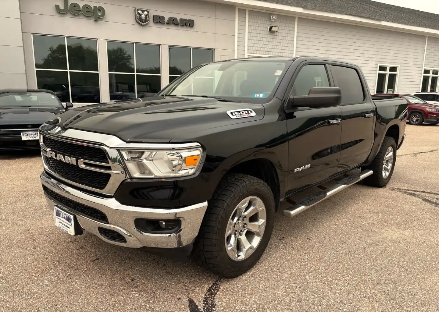 2020 RAM 1500 Big Horn/Lone Star 4x4 Crew Cab 5'7's photo