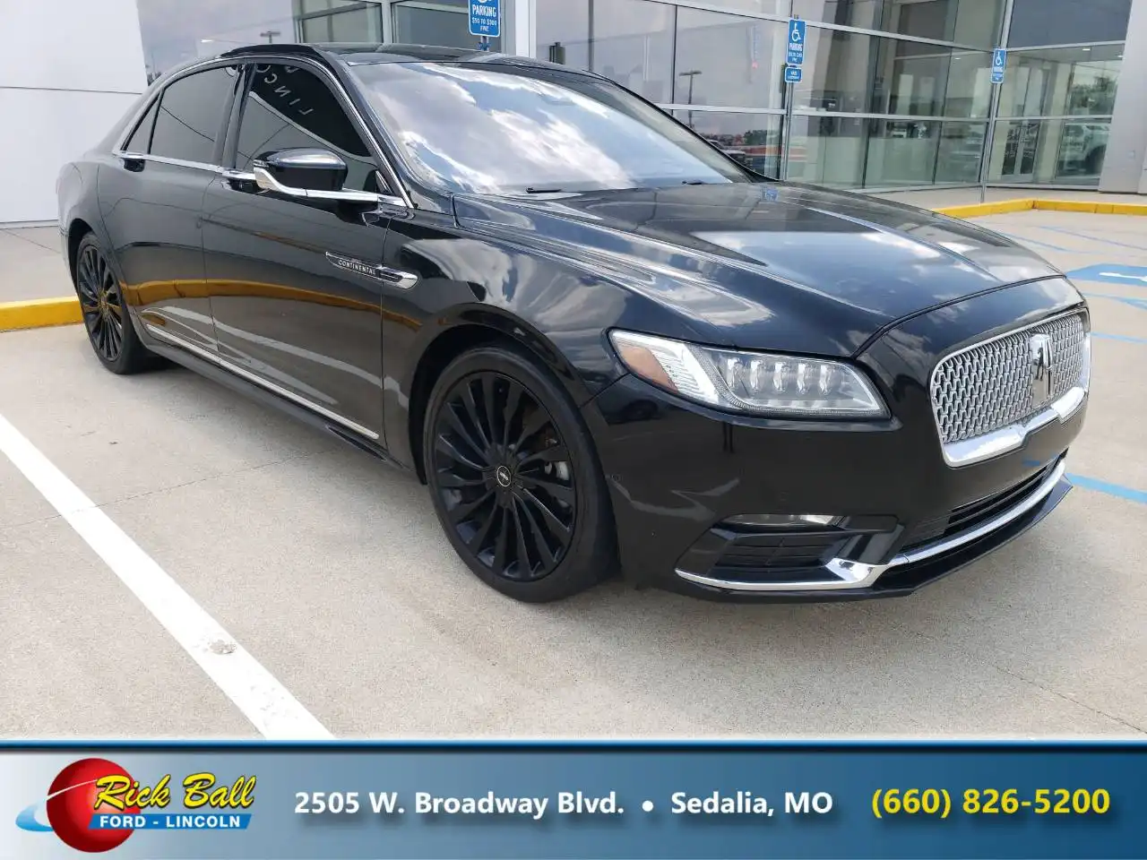 2019 Lincoln Continental Black Label AWD's photo