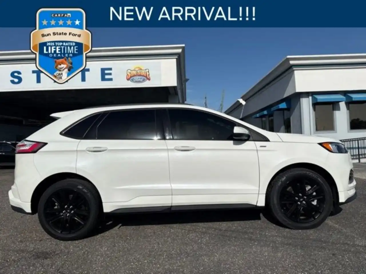 2023 Ford Edge ST-Line AWD's photo