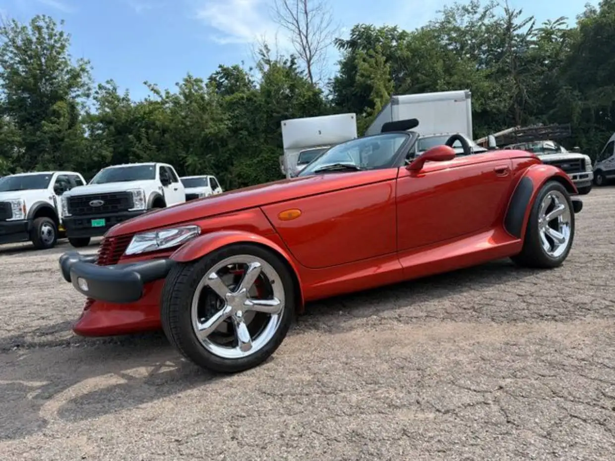 2001 Plymouth Prowler Base's photo
