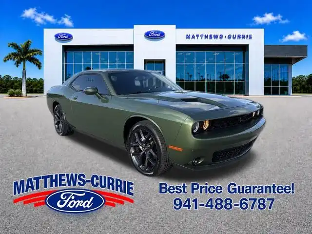 2023 Dodge Challenger SXT Auto's photo