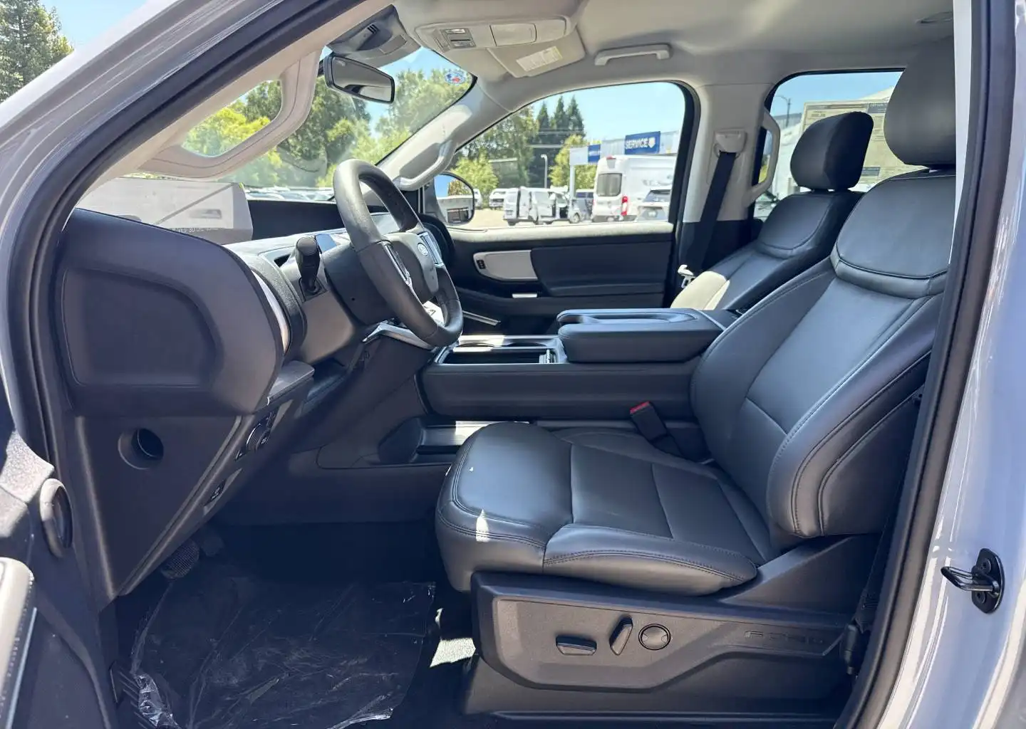 2027 Ford Expedition Active 4x4's photo