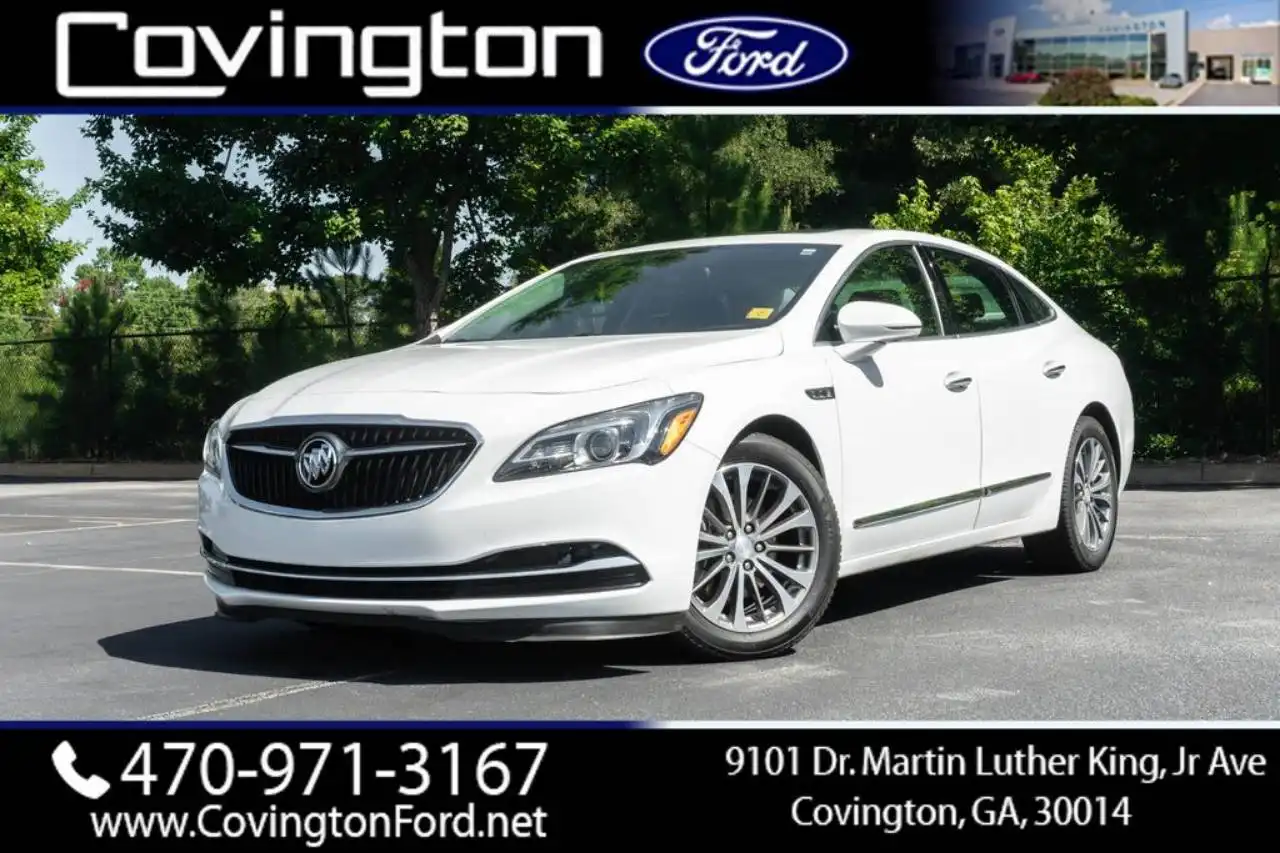2019 Buick LaCrosse Essence AWD's photo