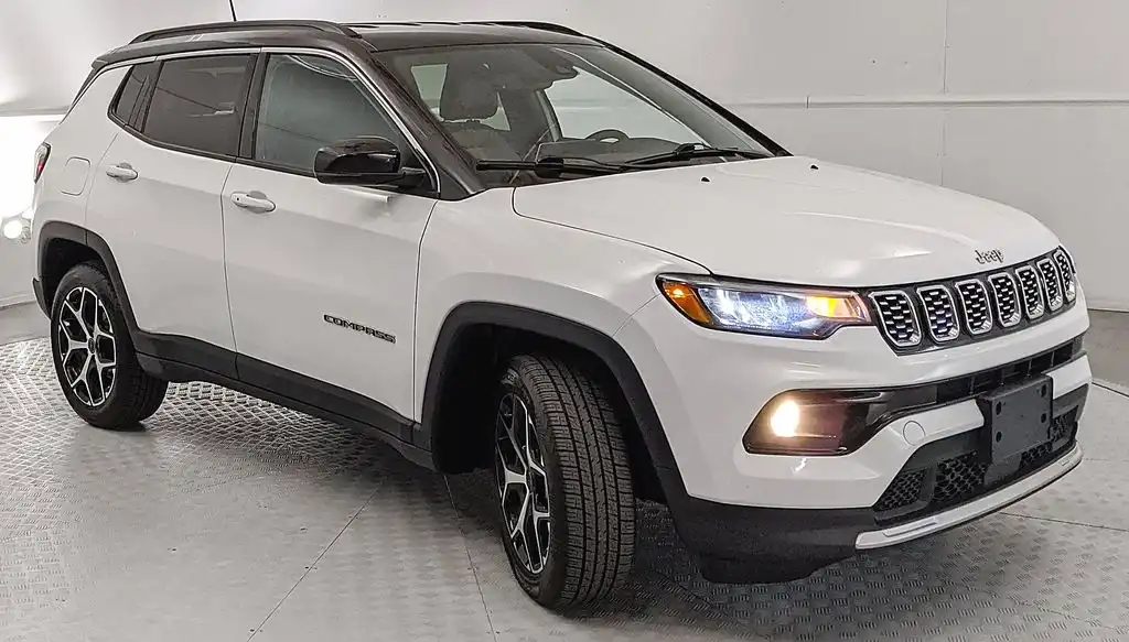 2025 Jeep Compass Limited 4X4's photo