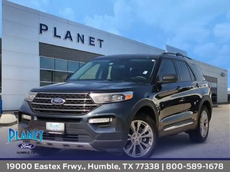 2024 Ford Explorer XLT RWD's photo