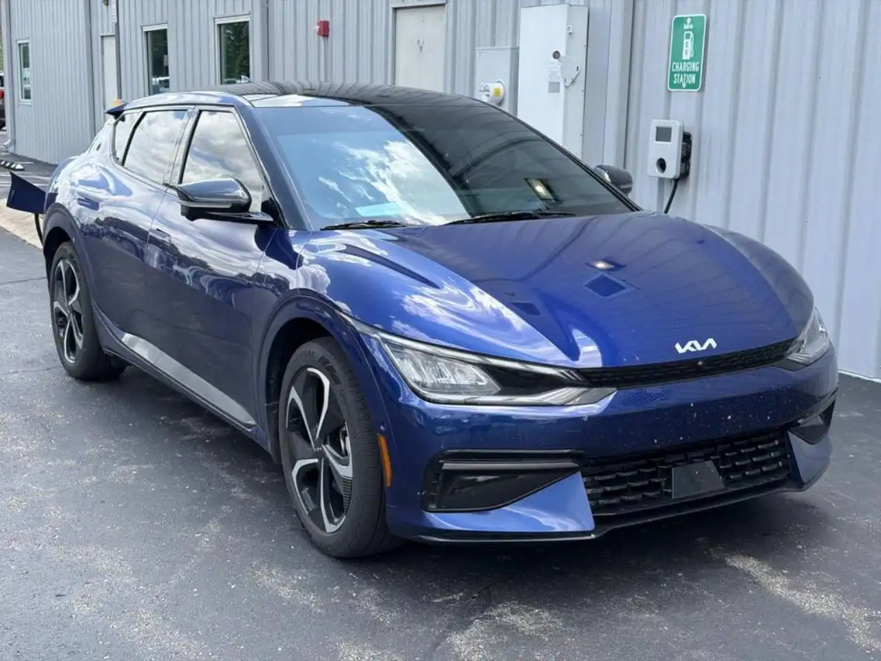 2024 Kia EV6 GT-Line AWD's photo