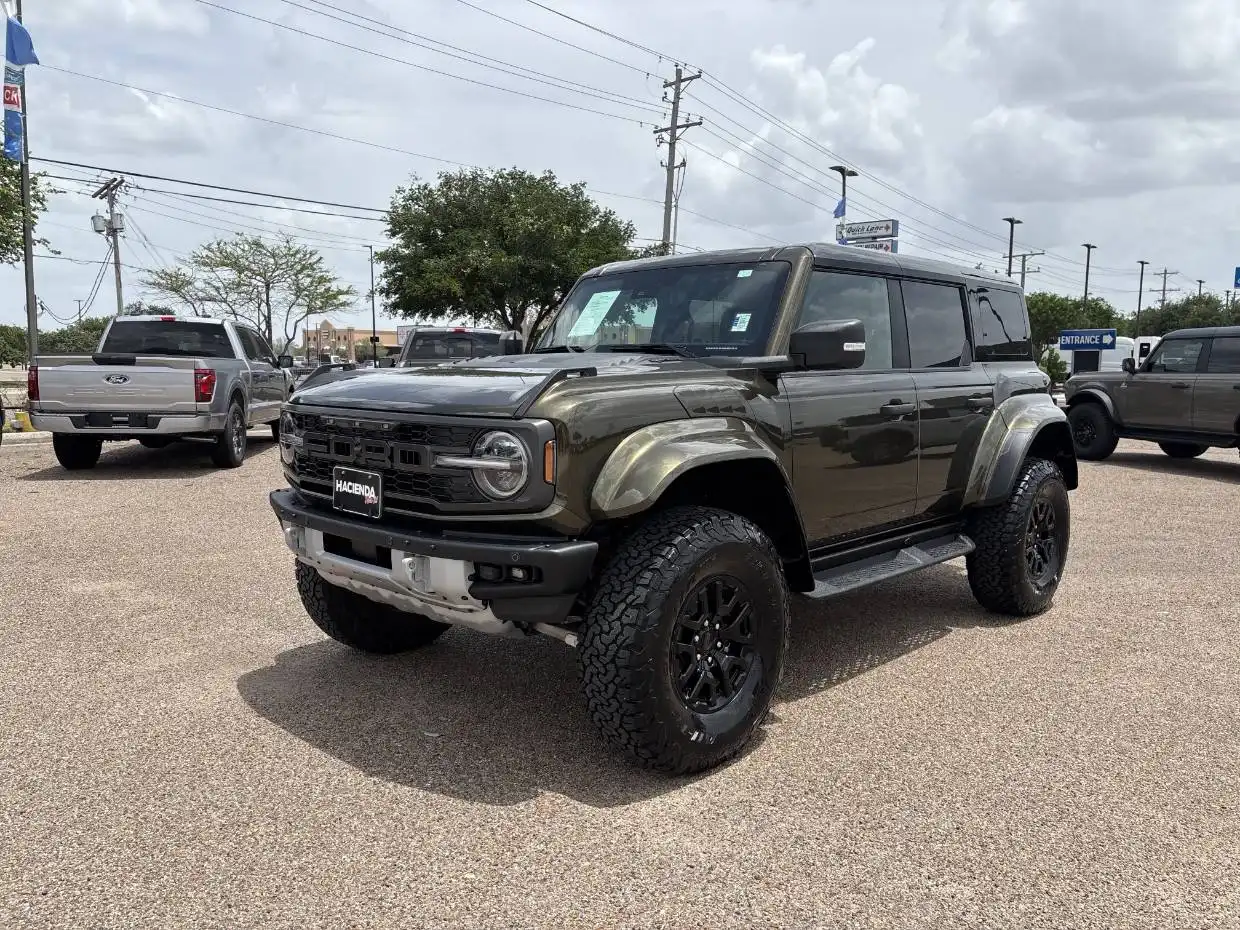 2026 Ford Bronco Raptor 4x4's photo