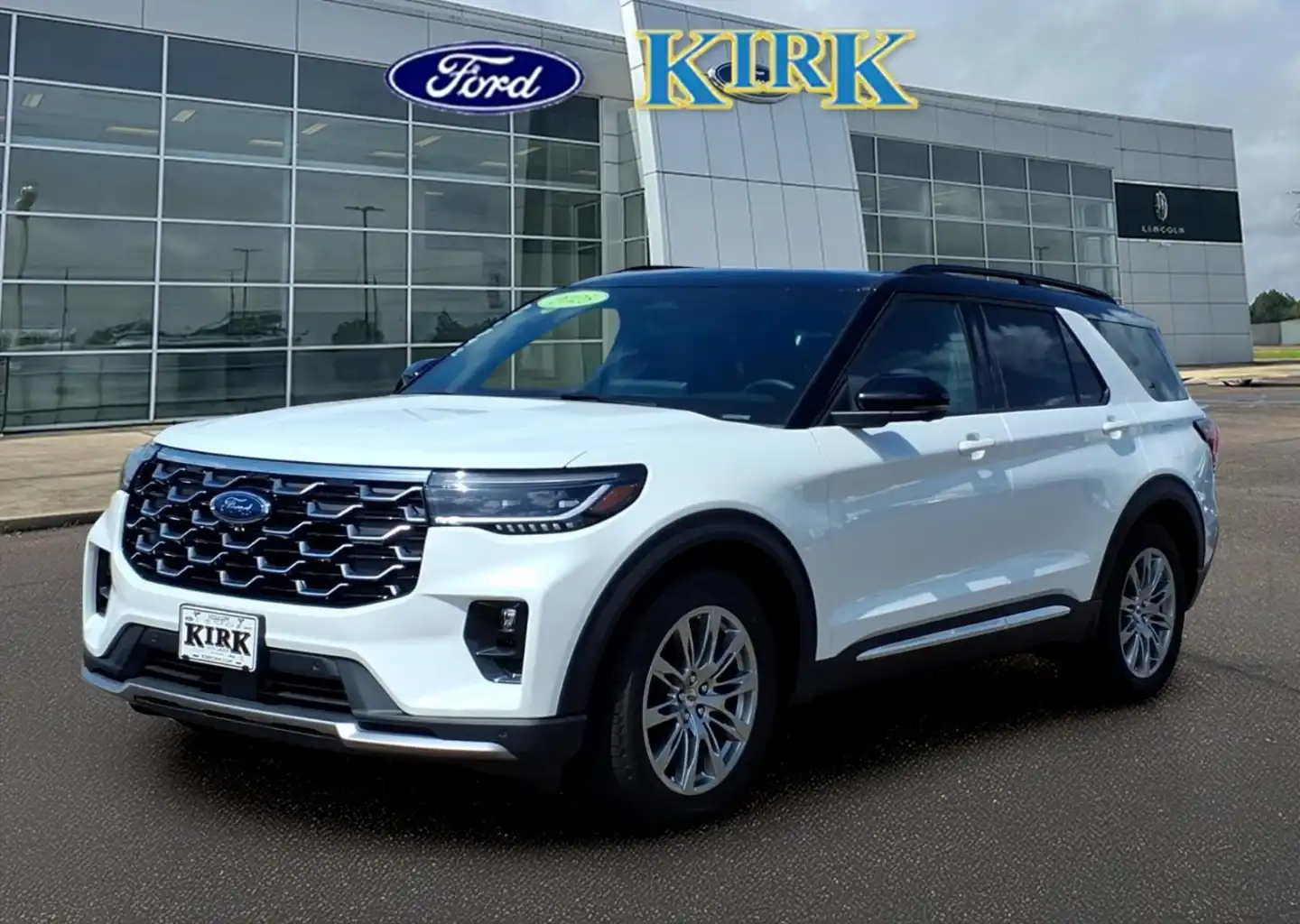 2025 Ford Explorer Platinum (PL535)'s photo